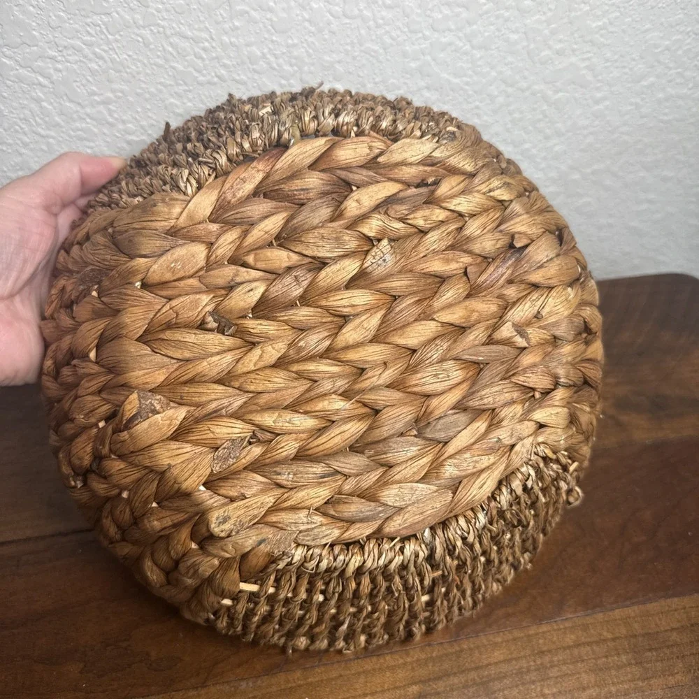 Vintage Wicker Woven Basket/Bowl Farmhouse Adirondack Handwoven